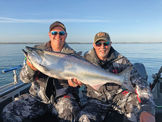 Lake Ontario River Mouth Smack Down - Mark Romanack