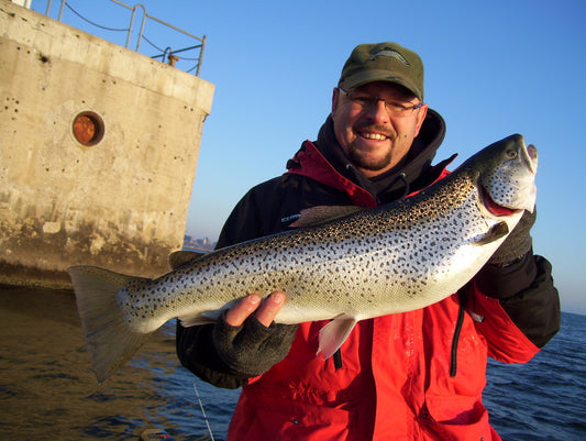 Why a small hook WINS for Great Lakes Steelhead by Roger